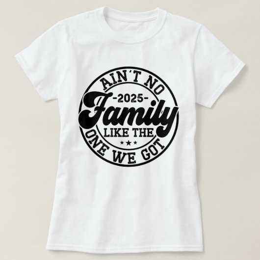 アインは2025年の懇親会のような家族得はない Tシャツ (デザイン正面)