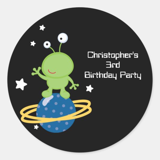 アウタースペースエイリアン少年の誕生日パーティステッカー ラウンドシール (正面)