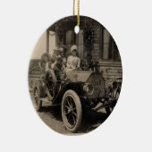 アウトに乗る – ヴィンテージ写真 – オーナメント (右)