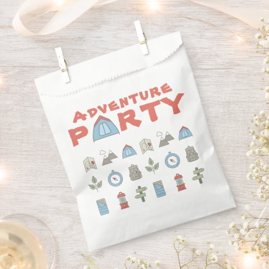 アウトドアアドベンチャーキャンピングハイキングキッズパーティー フェイバーバッグ (クリップ留めされた状態)