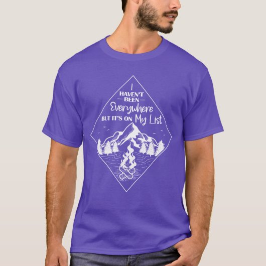 アウトドアアドベンチャー ハイキング キャンプ 山旅少年 Tシャツ (正面)
