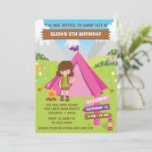 アウトドアキャンピングバースデーパーティーブラウンヘアガールイン 招待状 (スタンド正面)