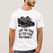 アウトドアハイキングブーツ自然保護デザイン Tシャツ (正面)