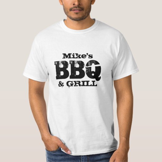 アウトドア男子のためのオーダーメイドネーム入りBBQ Tシャツ (正面)