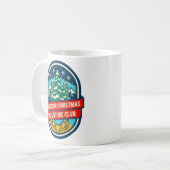 アウトドア・クリスマス・アドベンチャークラブ デザイン コーヒーマグカップ (正面左)