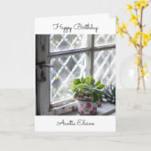 アウンティ誕生日 |かわいらしウィンドウ内の植物 カード (黄色い花)