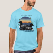 アオガモのつがい 日没の青い湖の野生生物 Tシャツ (正面)