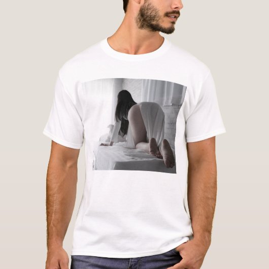 アオザイを着たモモ Tシャツ (正面)