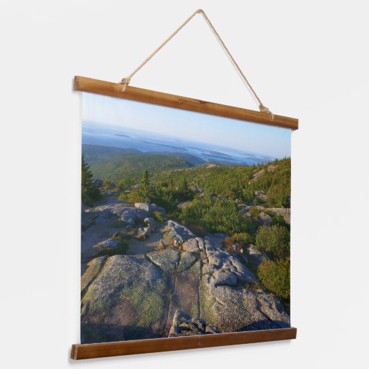 アカウディアのキャデラック山の上の朝 吊り下げ型タペストリー (傾斜あり)