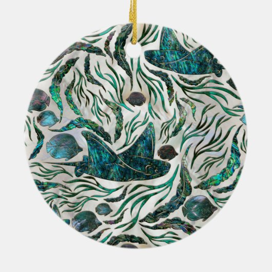 アカエイとスカットの魚の模様アワビ セラミックオーナメント (裏面)