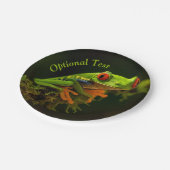 アカガエルの接写#1 ペーパープレート (アングル)