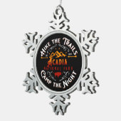 アカディアナショナルパークハイキングザトレイルズホリデー スノーフレークピューターオーナメント (右)