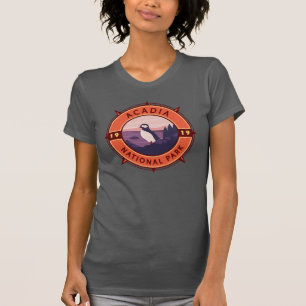 アカディア国立公園パフィンレトロコンパスエンブレム Tシャツ