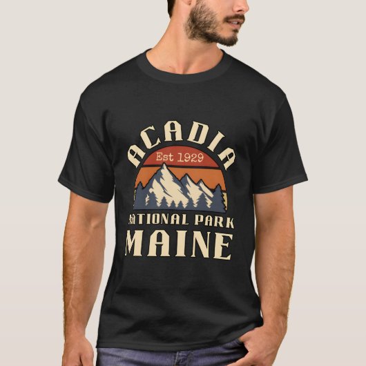 アカディア国立公園マウンテンマウンテンハイキングアウトッド Tシャツ (正面)