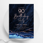 アガテネイビーブルーバラ金ゴールド90th誕生日 招待状<br><div class="desc">ネイビーブルーとバラ金ゴールドは90th誕生日パーティーの招待を集めた。モダン青いエレガント水色のフェイクデザイン大理石のゲードの背景王室の、グリッターバラ金ゴールドおよびタイポグラフィスクリプトフォントを備えた。トレンディー招待状カードは女性スタイリッシュの日のお祝いに最適。印刷されたZazzle招待状または即時ダウンロードのデジタル印刷可能なテンプレート。</div>