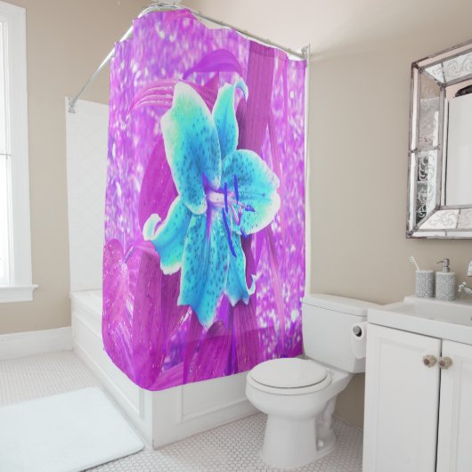 アクアかわいらしブルースターガーザーリリリオンパープル シャワーカーテン (インサイチュ)