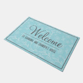 アクアアンドホワイト祖母とグランドパズハウスウェルカム ドアマット (アングル)