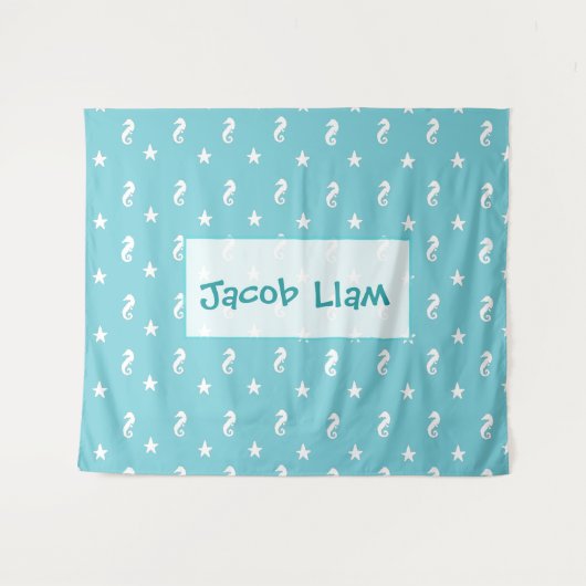 アクアパーソナライズされたブルーシーホースボーイズ名タペストリー タペストリー (正面(横))