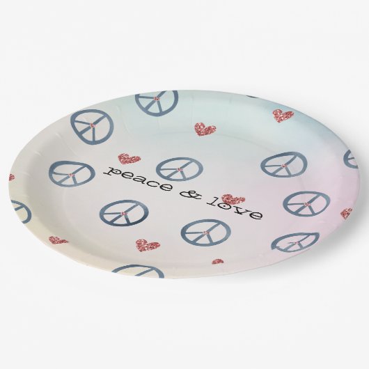 アクアピンクイエロー絞り染めピースサインとハート ペーパープレート (アングル)