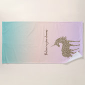 アクアピーチパープルピンク絞り染めグリッターユニコーン ビーチタオル (正面)