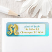 アクアブルーと金ゴールドシーホースキスをするリターンラベル ラベル (インサイチュ)