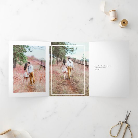 アクアブルーと金ゴールド結婚フローラの写真三重I 三つ折り招待状 (内部)