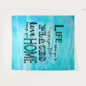 アクアブルーの水彩抽象タイポグラフィー名言 タペストリー (正面(横))