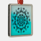 アクアブルーマンダラアブストラクトビューティフルクリスマス メタルオーナメント (右)