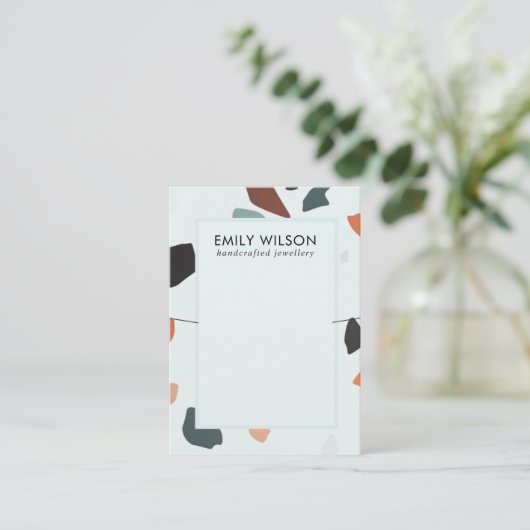 アクアブルーラストグリーンテラゾバンドネックレスディスプレイ 名刺 (スタンド正面)