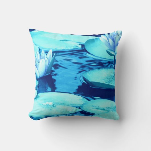 アクアブルー《植物》スイレン装飾用クッションスタイル1 クッション (正面)