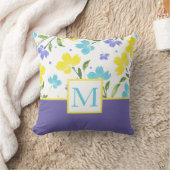 アクアペリウィンクルイエローウォーター色の花茎 クッション (ブランケット)