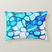 アクアマリンに似た色合いの石のように丸い アクセントクッション (正面)