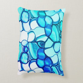 アクアマリンに似た色合いの石のように丸い アクセントクッション