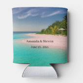 アクアマリンの海のトロピカルビーチの風景の結婚式 缶クーラー (裏面)