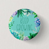 アクア保グ・グリーンとパープルを育てる多肉植物 缶バッジ (正面)