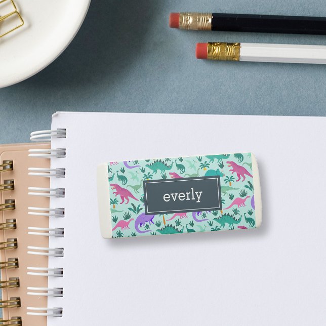 アクア |可愛いカラフル恐竜のパターン子供の名前 消しゴム (クリエイターアップロード済み)