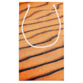 アクエリアスウォーターベアラ – （1月20日 – 2月18日）ベビー スモールペーパーバッグ (裏面)