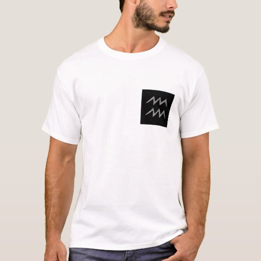アクエリアス。 (占星術の)十二宮図の占星術の印 Tシャツ (正面)