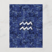 アクエリアス〔占星術の〕十二宮図シンボルのネイビーブルーデジタル迷彩柄 ポストカード (正面)