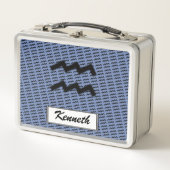 アクエリアス〔占星術の〕十二宮図シンボル標準by K Yoncich メタルランチボックス (正面)