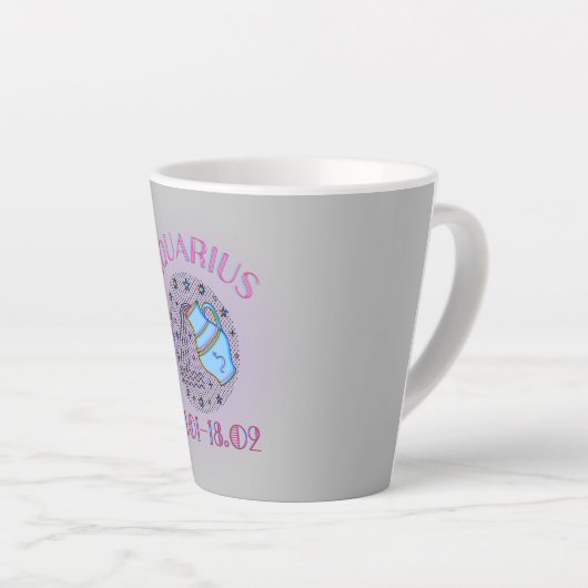 アクエリアス、〔占星術の〕十二宮図標識 カフェラテマグ (右アングル)