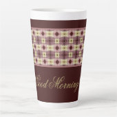 アクセント付きのブルゴーニュとピンクのパターン カフェラテマグ (正面)