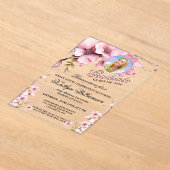 アクリルエレガントフローラピンク写真卒業パーティー アクリル招待状 (レイダウン)