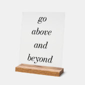 アクリル記号の上と外に出る アクリルサイン (傾斜)