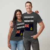 アクロティリとデケのソブリン拠点国旗 Tシャツ (ユニセックス)