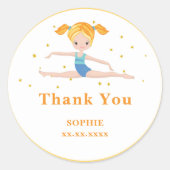 アクロバティックおもしろい誕生日の子供 ラウンドシール (正面)