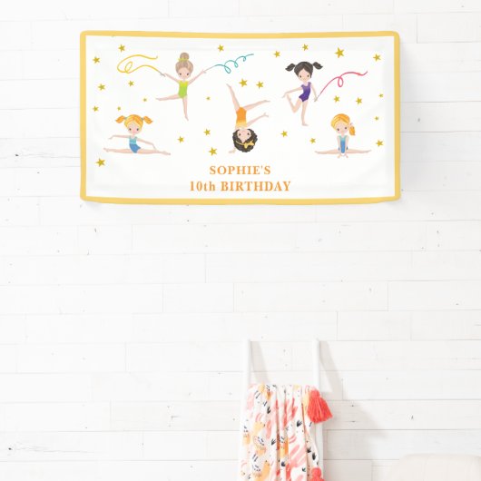 アクロバティックおもしろい誕生日の子供 横断幕 (インサイチュ)