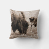 アグレッシブバイソンと黒狼 クッション (裏面)