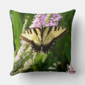 アゲハチョウ蝶の紫色の野生の花 クッション (裏面)