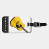 アコースティックギターのナッシュビルの単語のカスタム ラゲッジタグ (正面横)